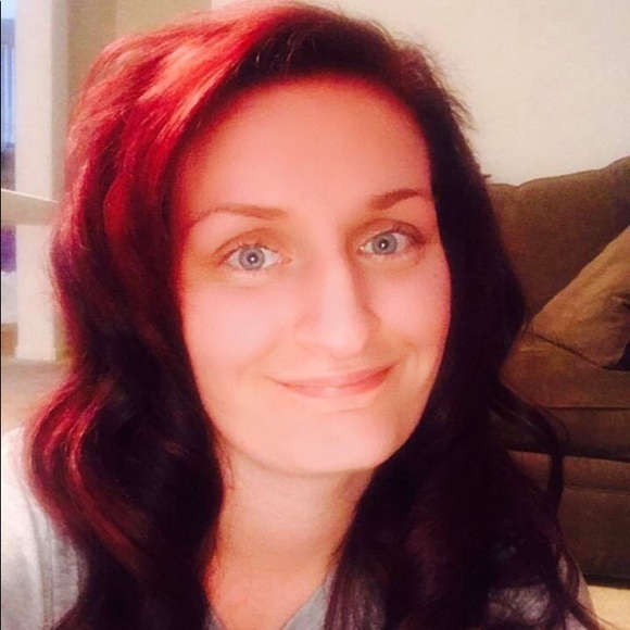 Meet your Posher, Johnna - Picture 1 of 1